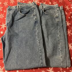 Wrangler, Men’s Relaxed Jeans, 36x32, $25ea