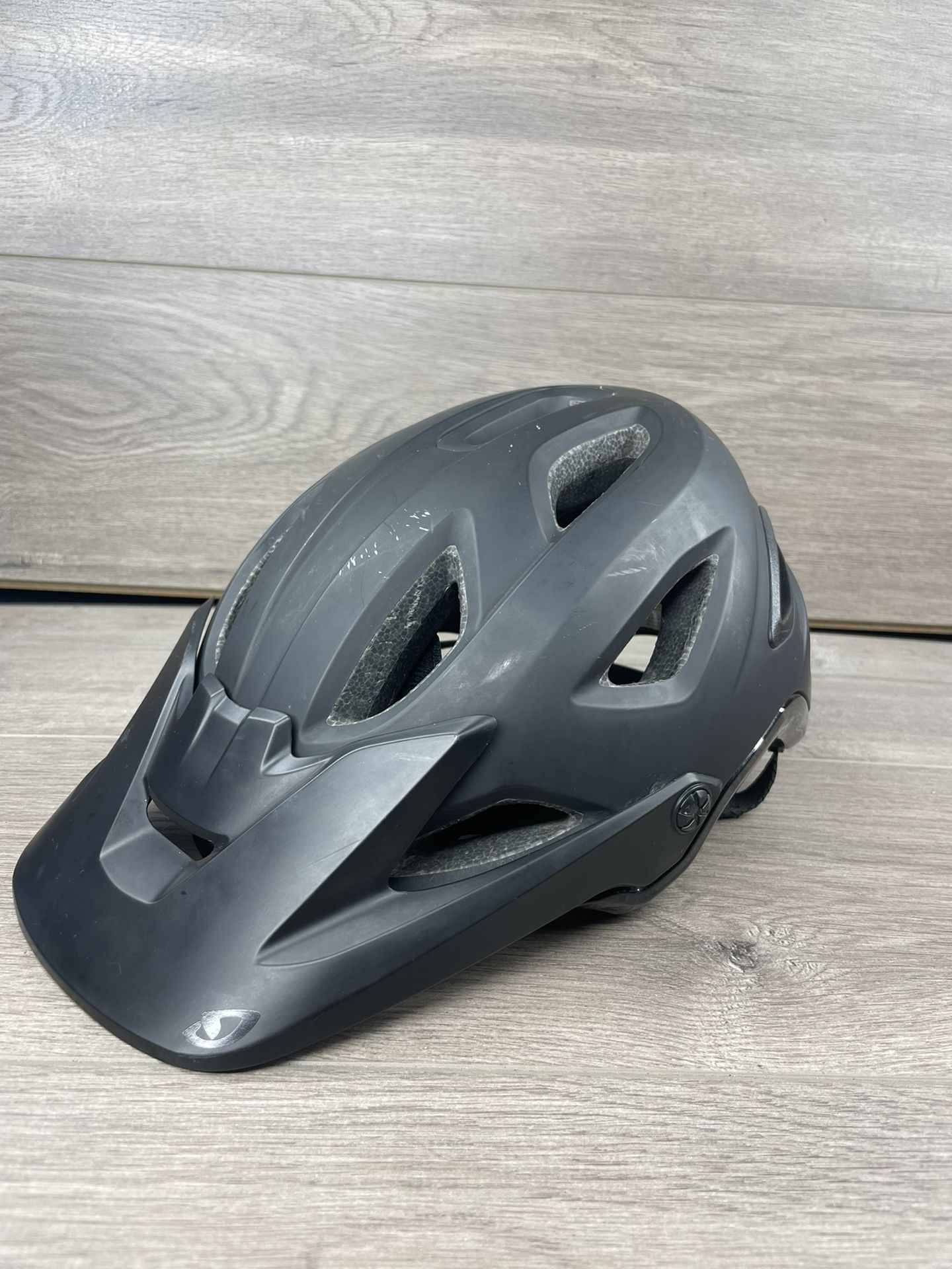 Giro Montaro MIPS Mountain Biking Helmet Size Medium 55-59cm Black