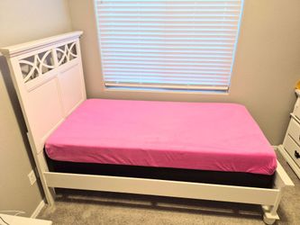 Twin bed
