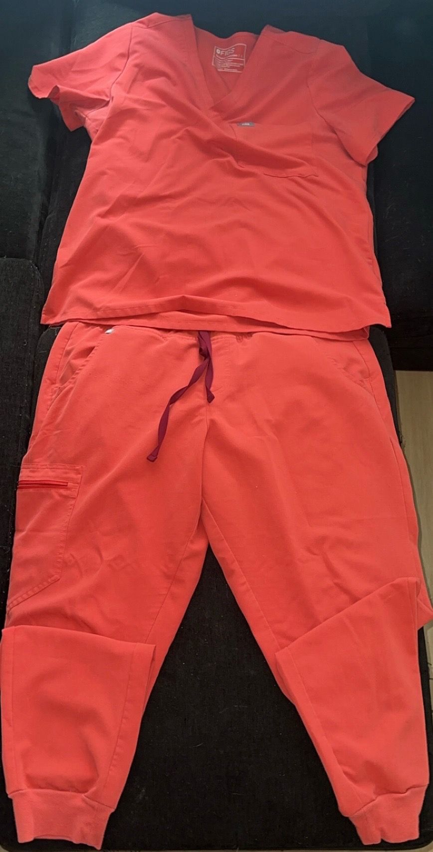Coral Figs Scrub Set- SIZE LARGE