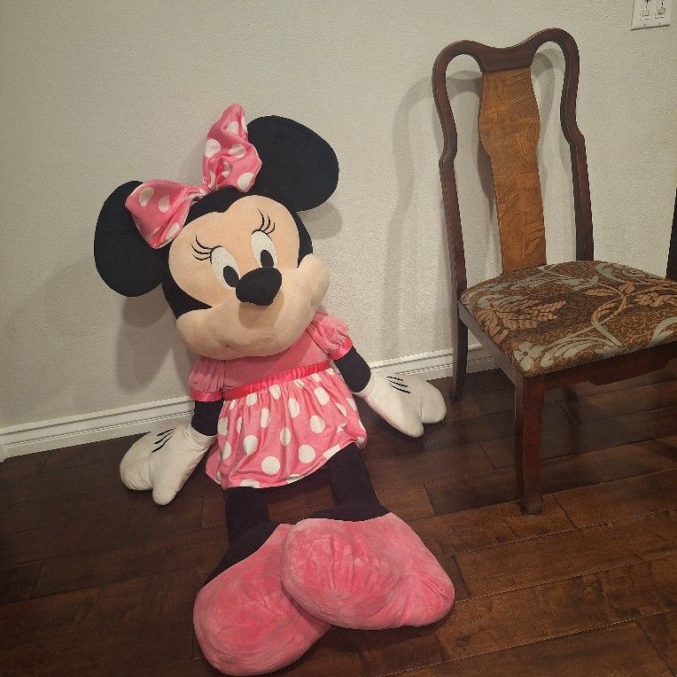 36 Inch Jumbo Minnie