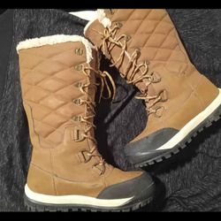 Bearclaw Women's Boots Size  8