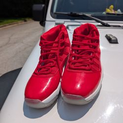  Air Jordan Sneaker Retro 11 High red 