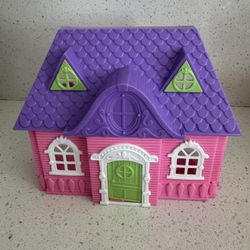 Mini Dollhouse