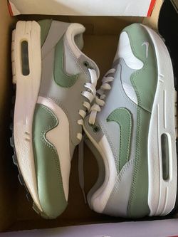 NIKE AIR MAX 1 PRM GREEN 10.5