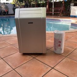 Portable Air Conditioner Ever star 9500 Btu Good Condition 