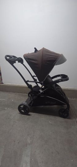 Baby Trend Sit N' Stand 5-in-1 Shopper Stroller Travel System