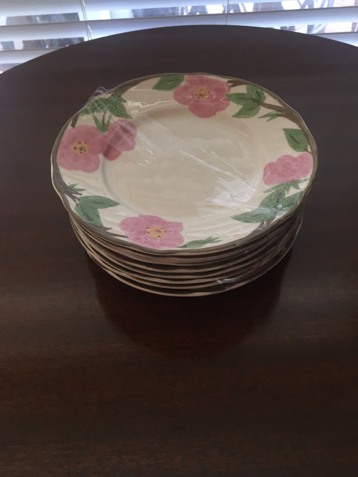 Franciscan Salad/Lunch plates Desert Rose pattern