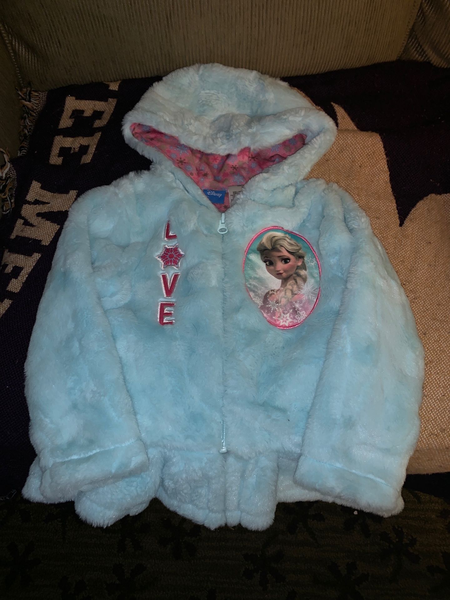 Brand New Disney’s Frozen Elsa Faux Fur Jacket Size 3T- BNWOT