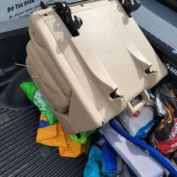 2007 Yukon Denali Seats.