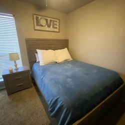 Bedroom Furniture Set/Conjunto de Muebles de Dormitorio 