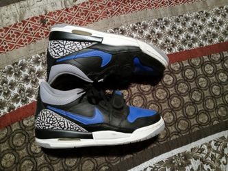Jordan shoes kids sz 5.5