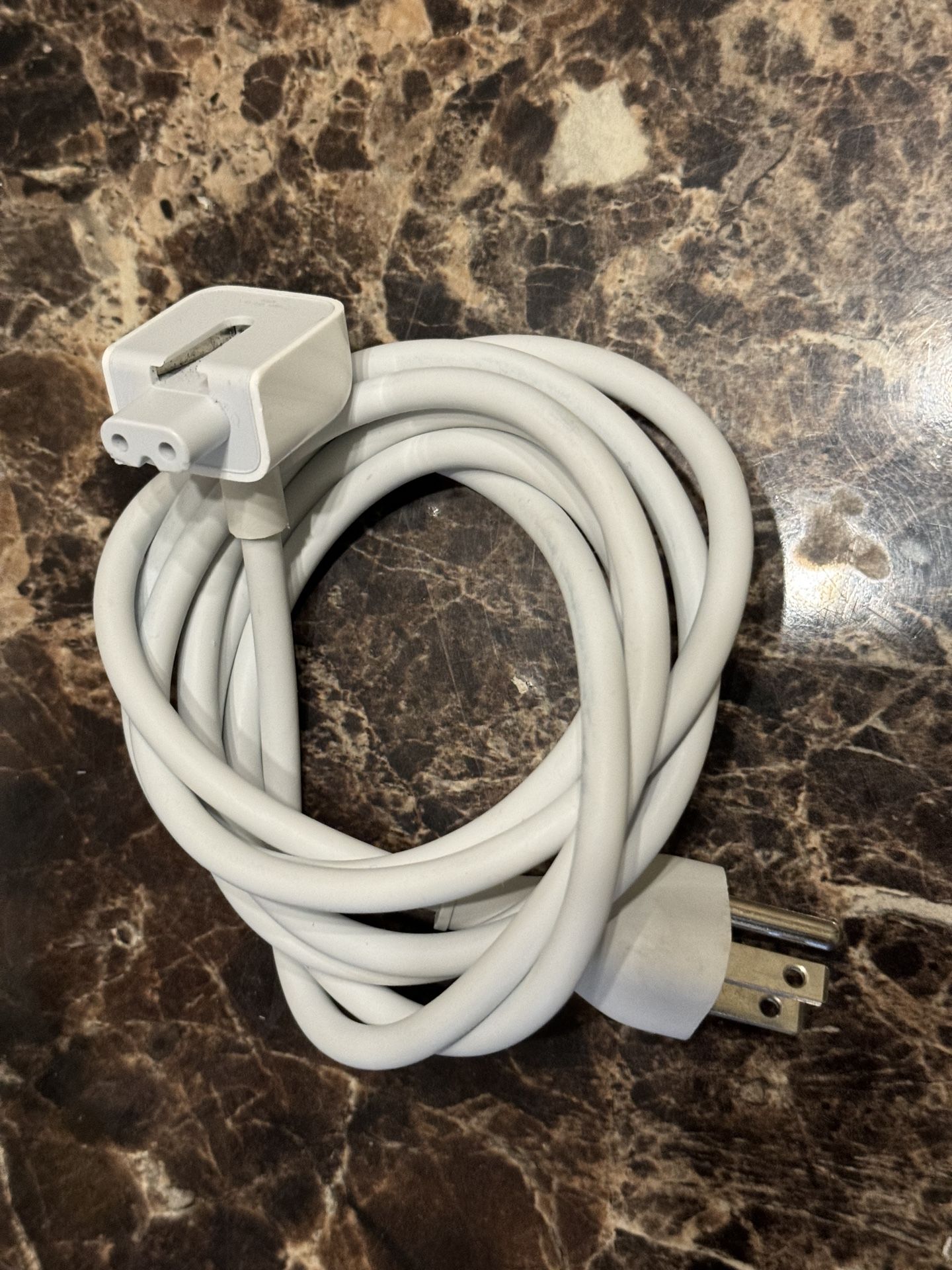 Apple A1 AC Power Adapter Extension Cable 2.5A 125V for MacBook Charger - White