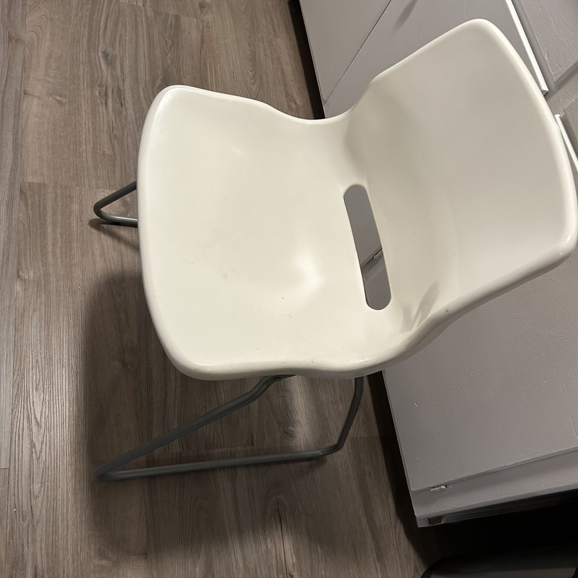 White IKEA Snille Office Chair for Sale in Anaheim, CA - OfferUp