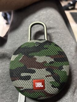 jbl clip 3 portable speaker  