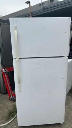 Top and bottom refrigerator size 18