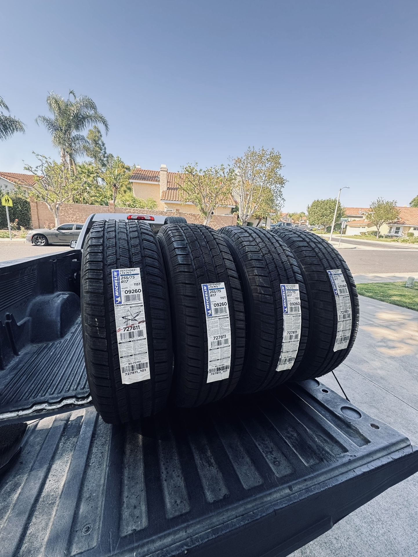 255/75/17(115T) Michelin Defender LTX M/S Brand New Close Out Deal