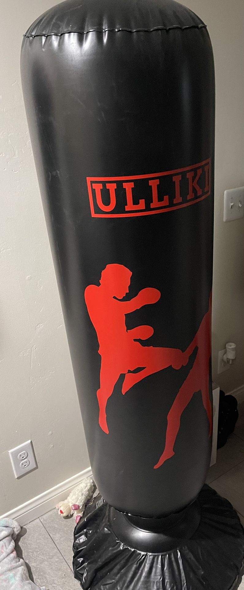 65” Punching Bag With Gloves