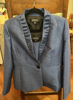 Kasper denim blue Blazer And Tank Top Set Size 6