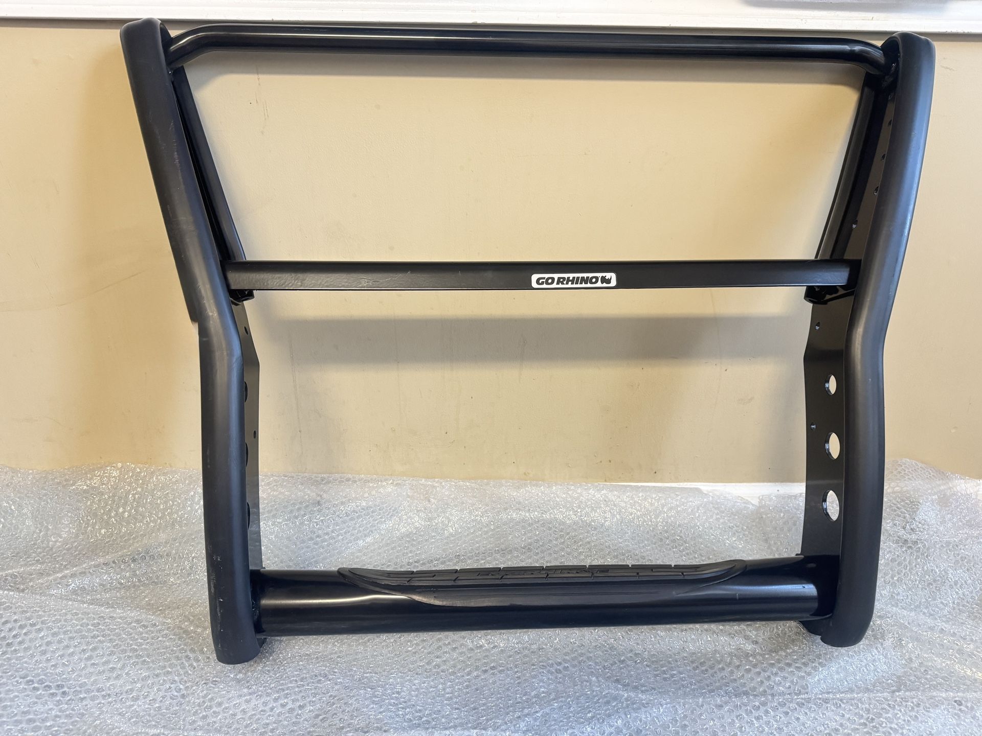 Go Rhino Bull Bar - Push Bar