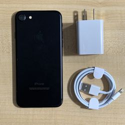Apple iPhone 7 32GB Unlocked Black