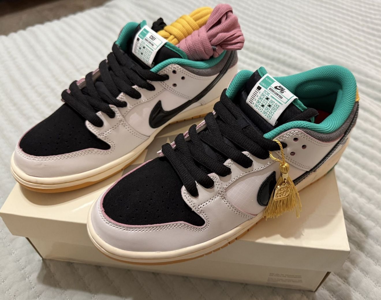 Nike SB Dunk Low Pro CSEF Mens Size 9.5 for Sale in Sun City, AZ