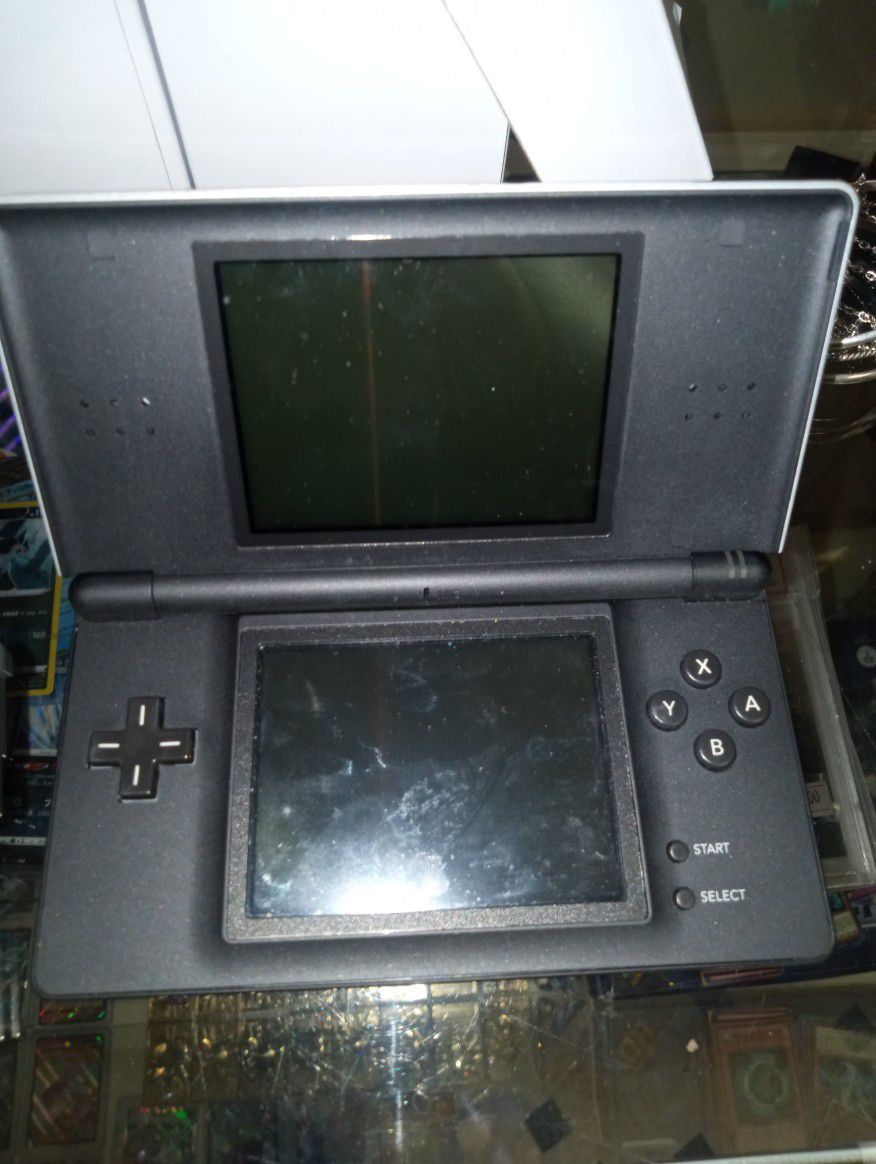 Nintendo DS Amd games/Accessories 