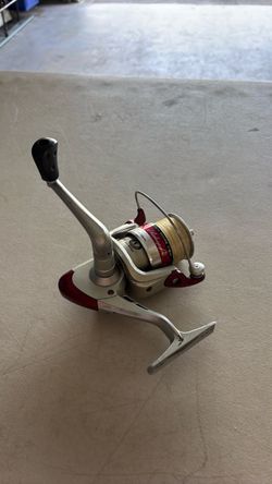 Spinning reel