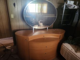 Curved dresser and end tables with mirror
