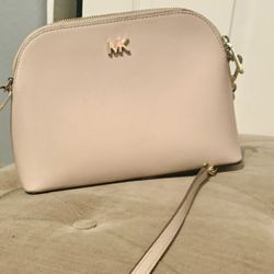 Light Pink Nude Michael Kors Crossbody 