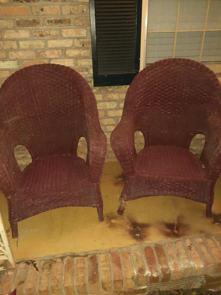 Wicker chairs for $10