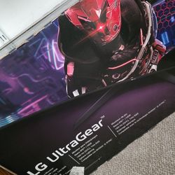 LG 38" Curved Monitor 38GN950