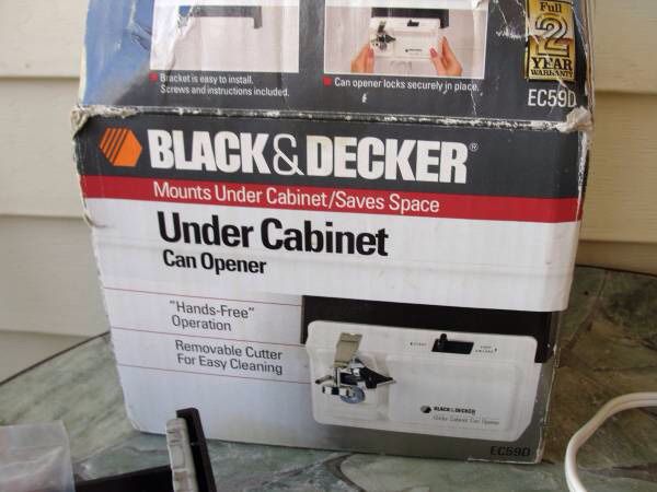 Black & Decker Space Saver Under Cabinet Electric Can Opener (EC59D).  pre-owned.. clean.. works. Interested send number and I will call or text  addre for Sale in Bristol, PA - OfferUp