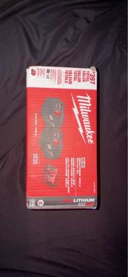 BRAND NEW MILWAUKEE M18 BATTERY KIT