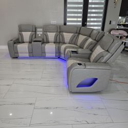 ✨POWER RECLINER WITH LED LIGHTS , POWER HEADREST , BLUETOOTH SPEAKERS, WIRELESS CHARGER , USB TYPE C