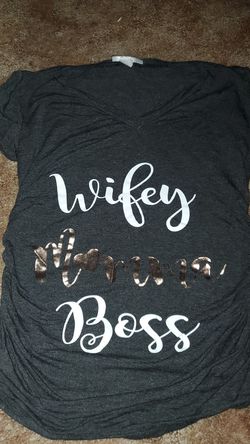 Maternity shirt size small