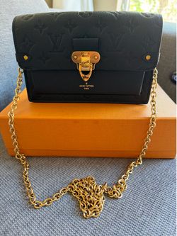 Louis Vuitton wallet/crossbody purse