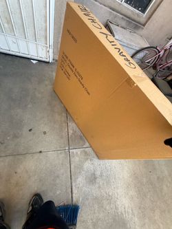 Gravity chair