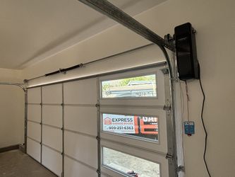 Garage Doors Chamberline 3/4