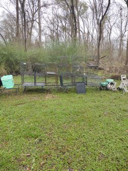 Variety Of Dog Cages 
