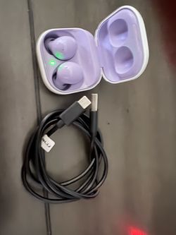Samsung earbuds