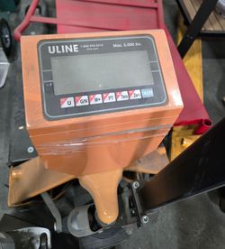 Pallet truck scale