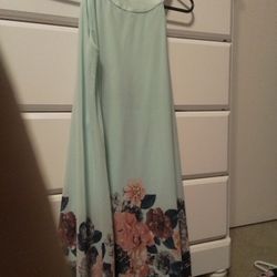 Light Blue Dress With Flowers At The Bottom Size 16