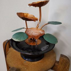 2 Table Fountains