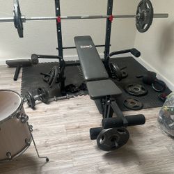 Weight Set Includes Everything And Extra Weights