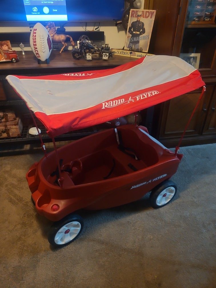 Radio Flyer Wagon W/Canopy