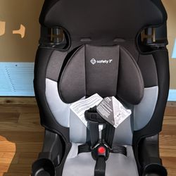 Safety 1st Grand 2-in-1 Booster Car Seat BRAND NEW