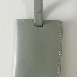 Away The Luggage Tag