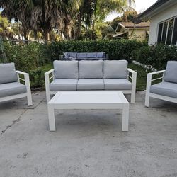 Bramd new and assembled aluminum patio set