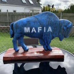 Bill’s Mafia Buffalo Statue